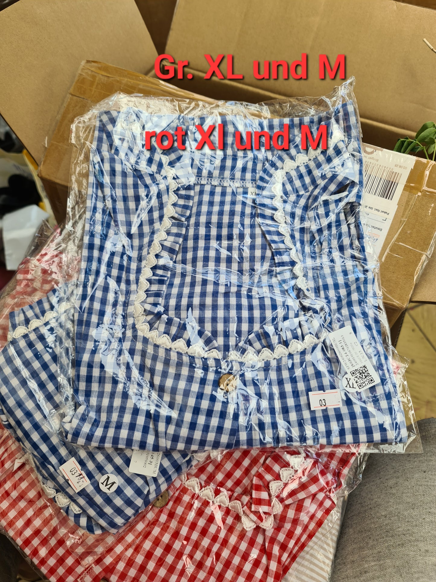 Dirndls in diverse Größen zum Mega Deal
